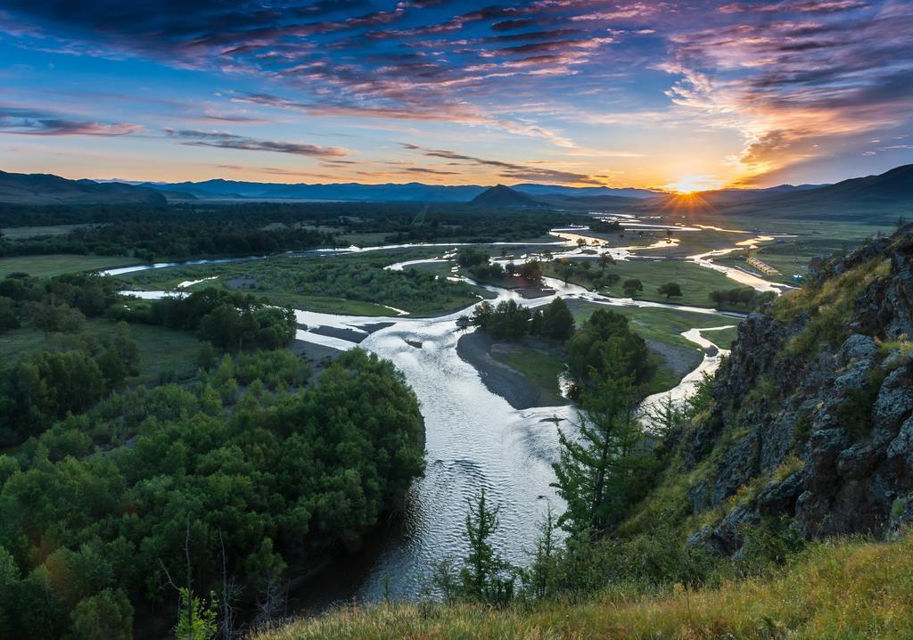 Sunpath Mongolia Tour & Hostel Улан-Батор Екстер'єр фото